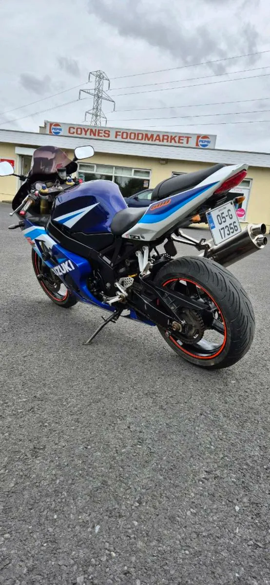Motorbike - Image 4