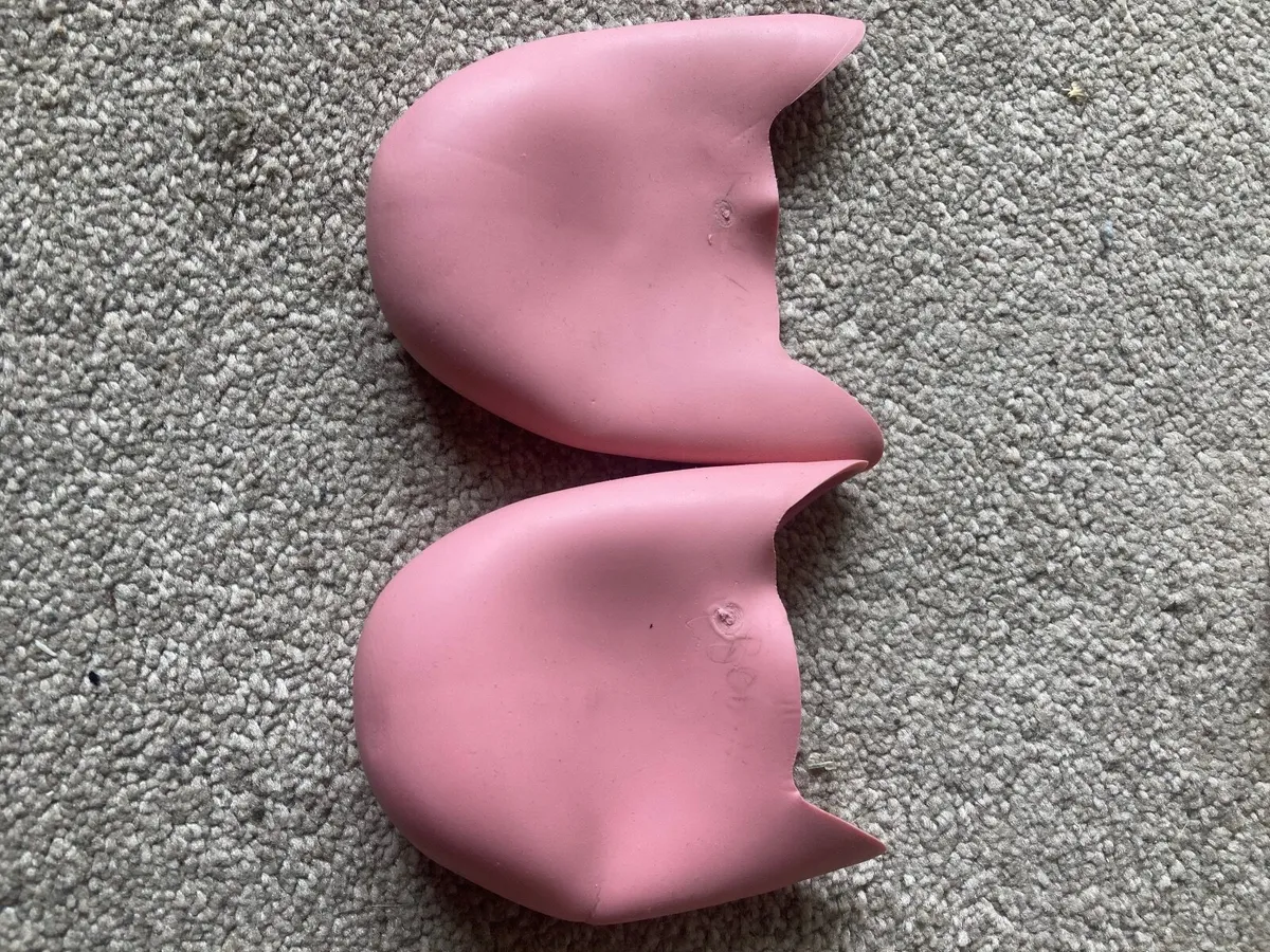 Ballet Pointe shoes Size 1.5 - Image 3
