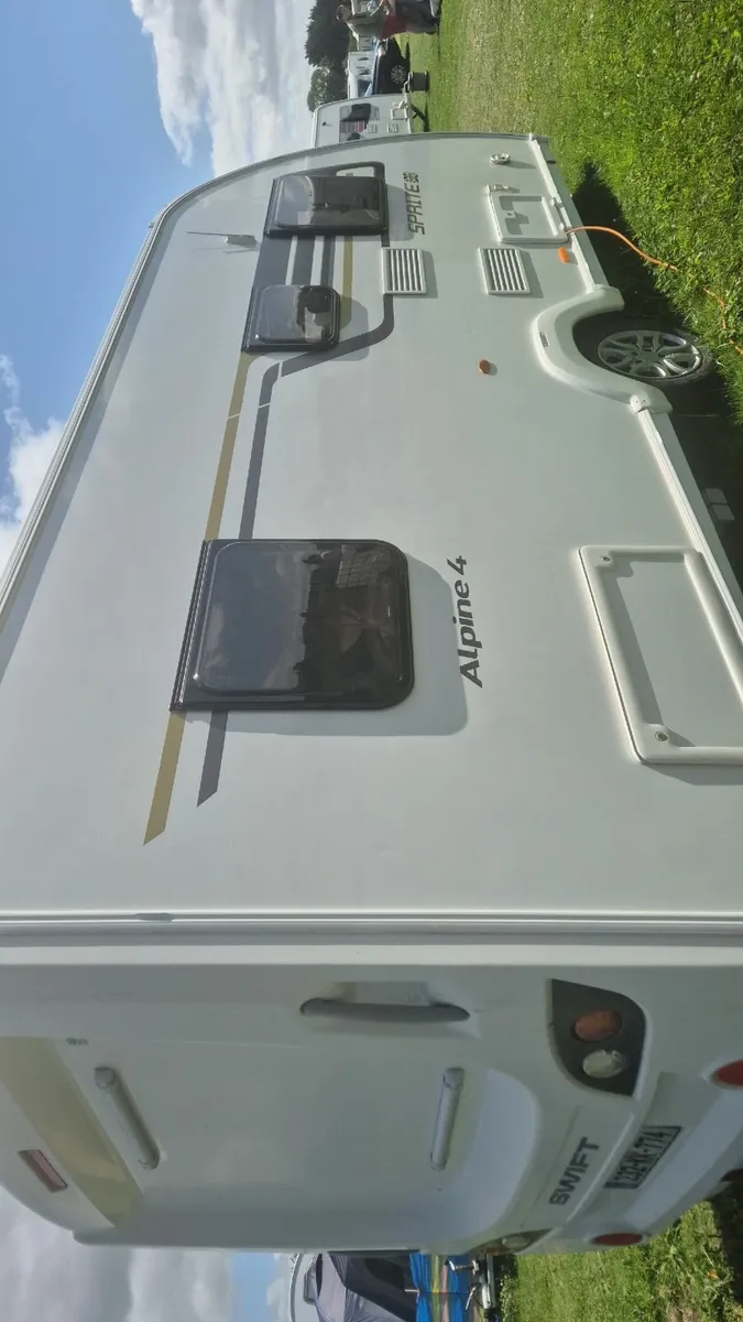 Caravan - Image 2