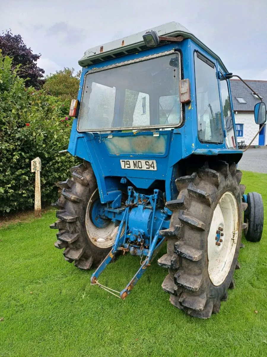 Ford 3600 - Image 3