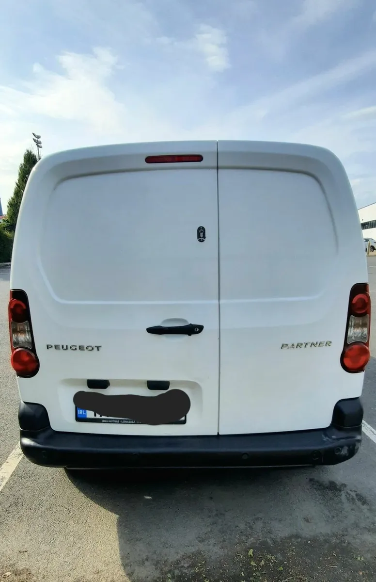2017 Peugeot Partner - Image 3