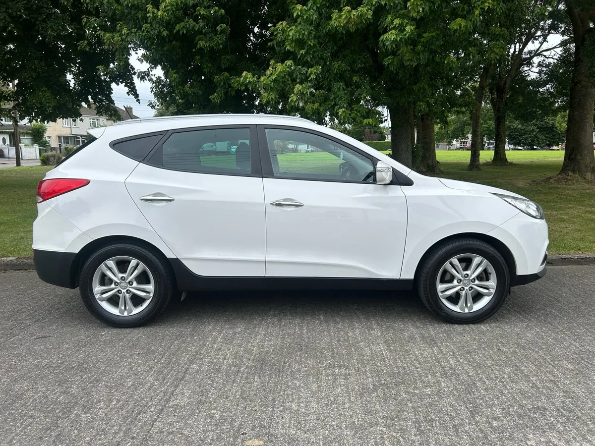 2012 Hyundai IX35 Premium // New NCT - Image 2