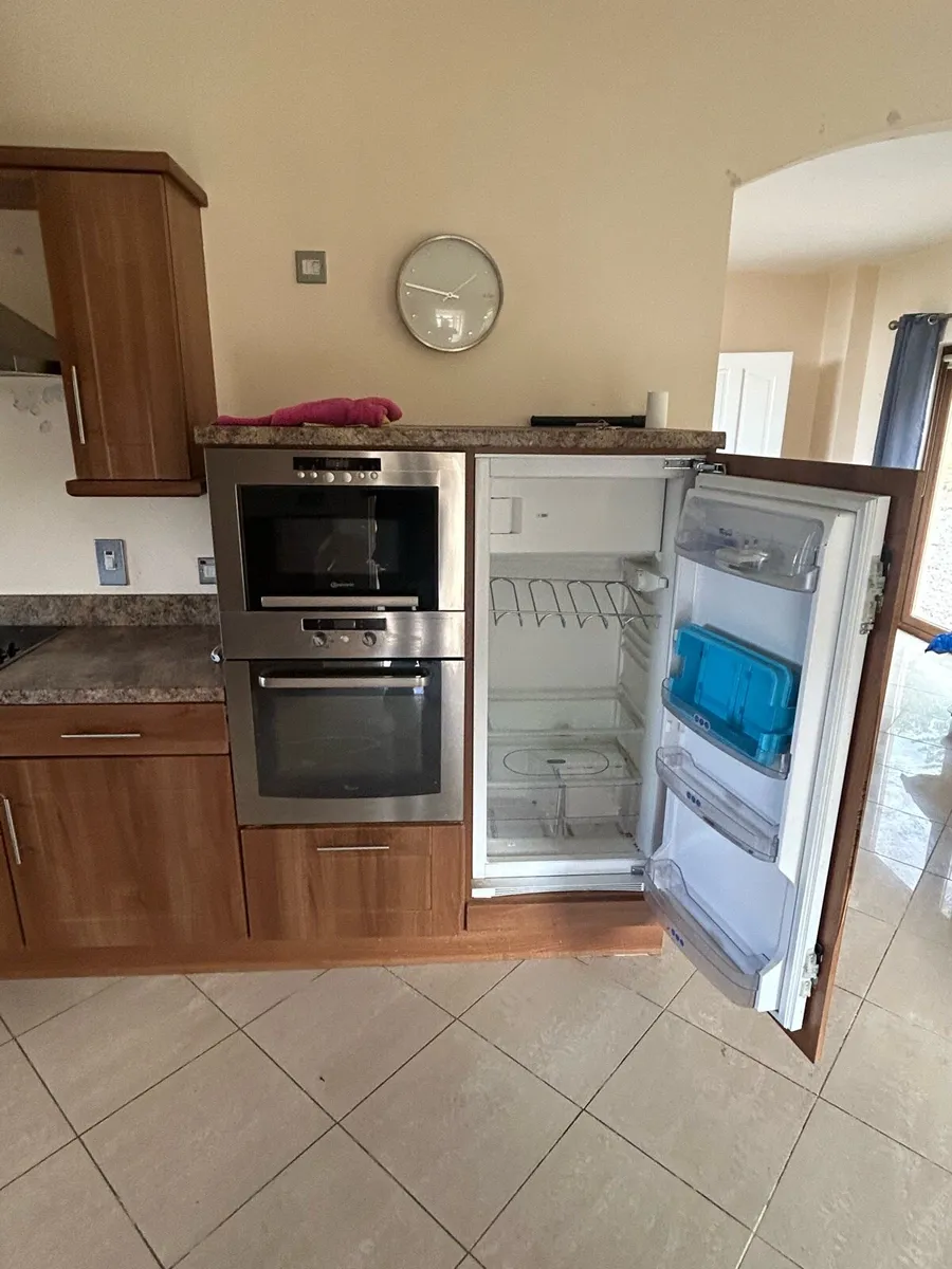 Kitchen - Image 2