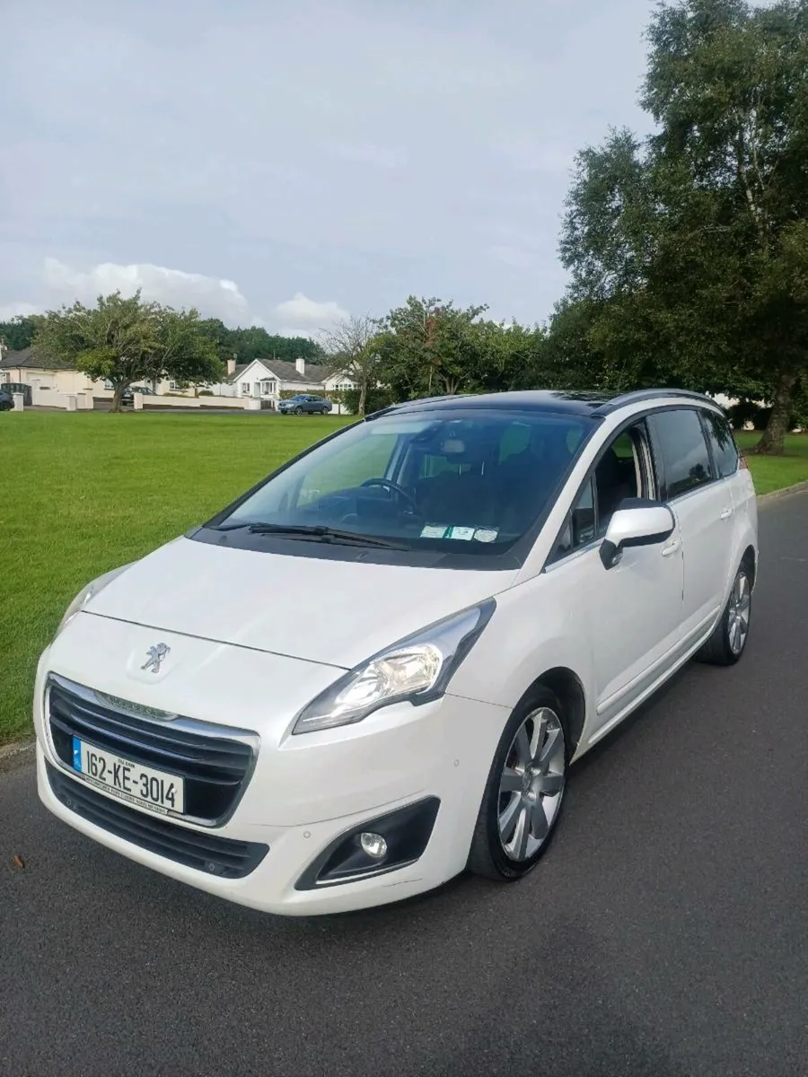 PEUGEOT 5008 2016 AUTOMATIC 7 SEATER ONLY 150KM - Image 1