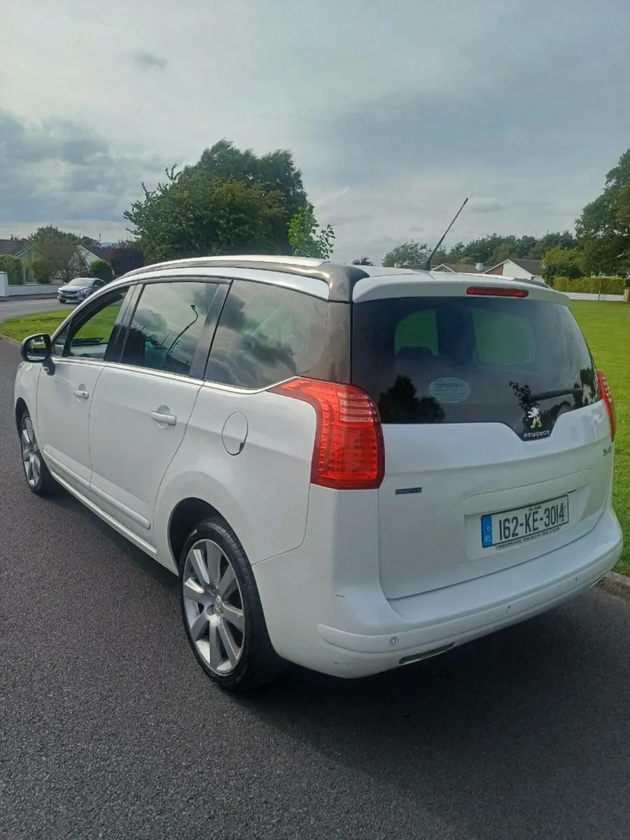 PEUGEOT 5008 2016 AUTOMATIC 7 SEATER ONLY 150KM - Image 3