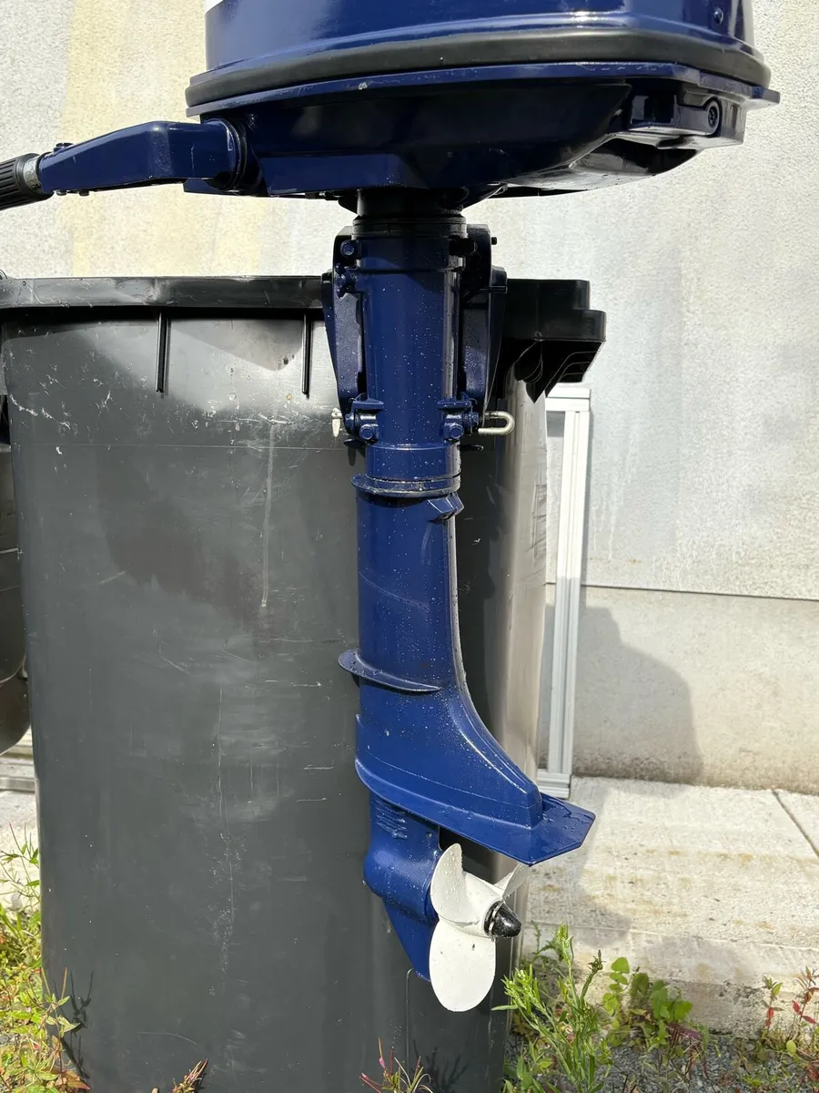 Yamaha 4hp outboard - Image 4