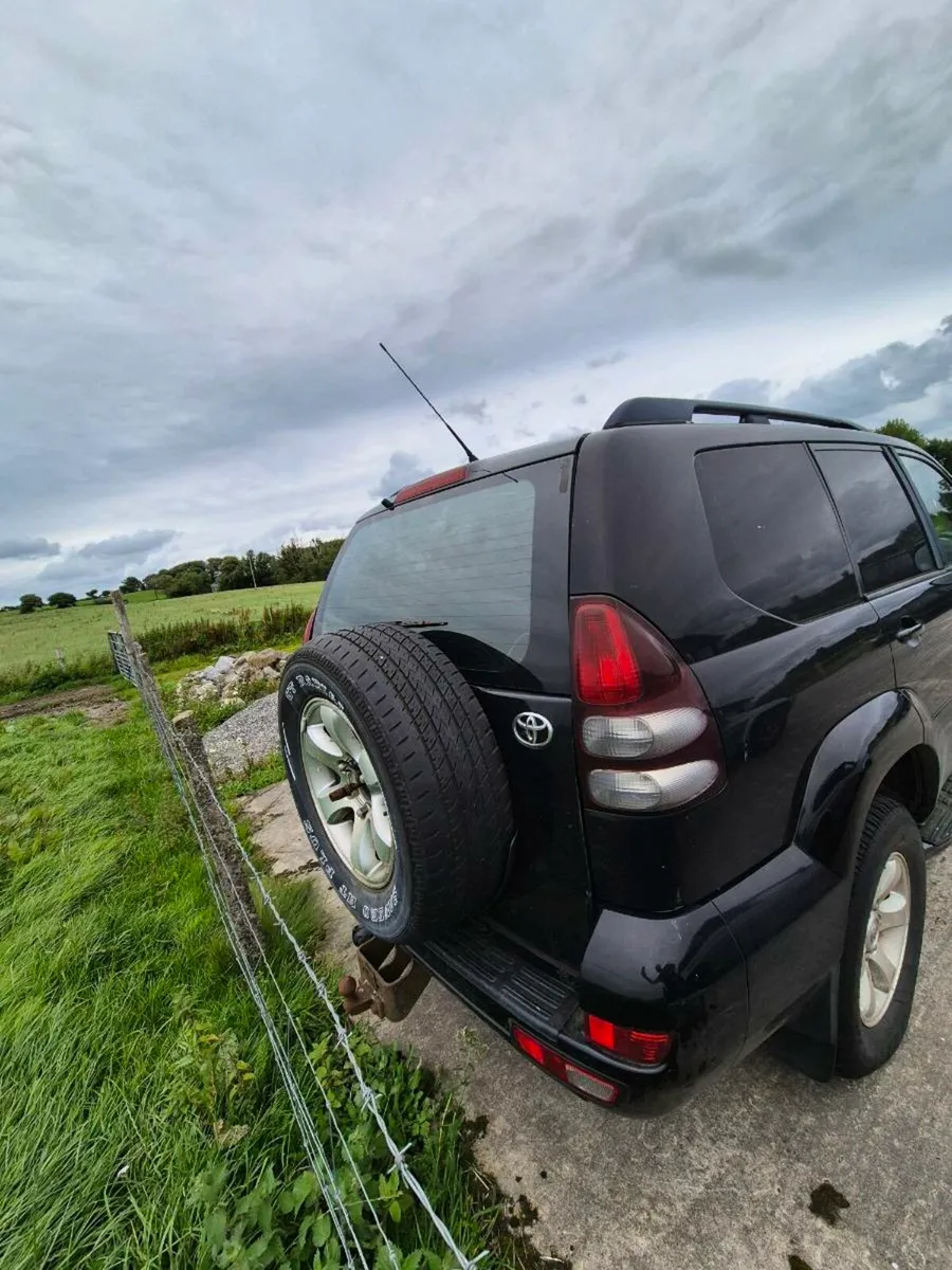 2004 toyota landcruiser - Image 4