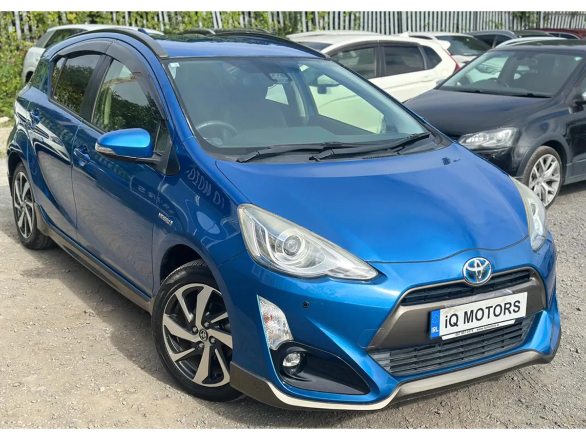 Toyota Aqua X-URBAN 1.5 AUTOMATIC PETROL HYBRID (0 - Image 1