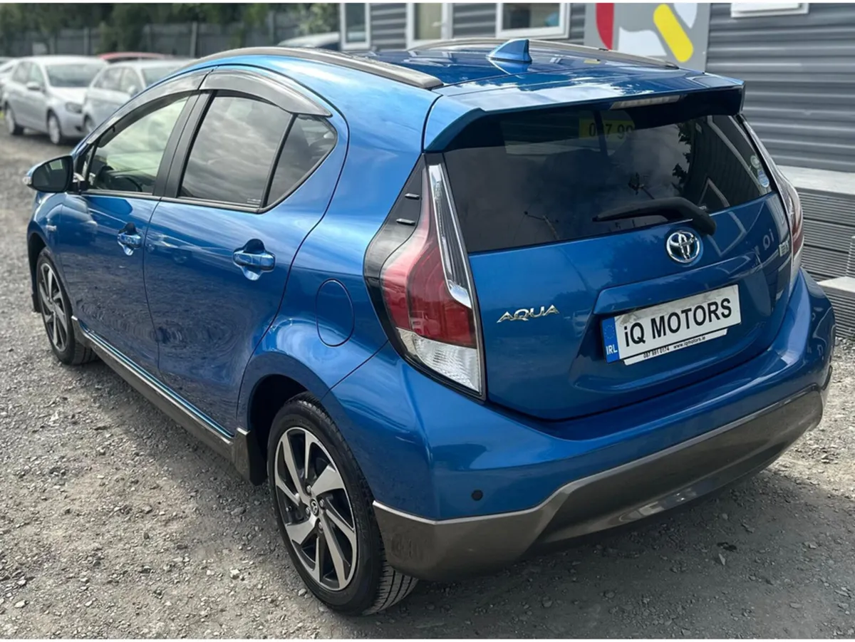 Toyota Aqua X-URBAN 1.5 AUTOMATIC PETROL HYBRID (0 - Image 4