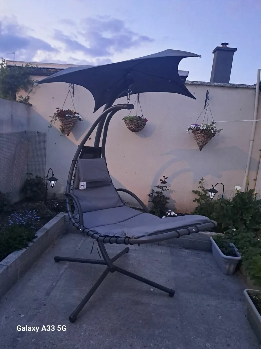 Garden swing lounge - Image 1