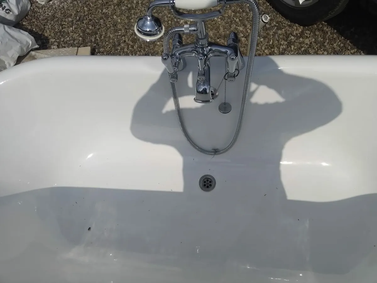 Cast Iron Bath - Image 2