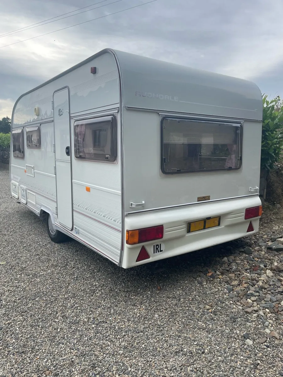 5/6 berth caravan - Image 3