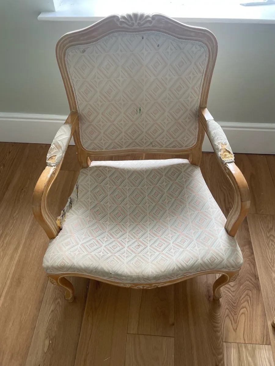 Pair of unique armchairs - Image 2