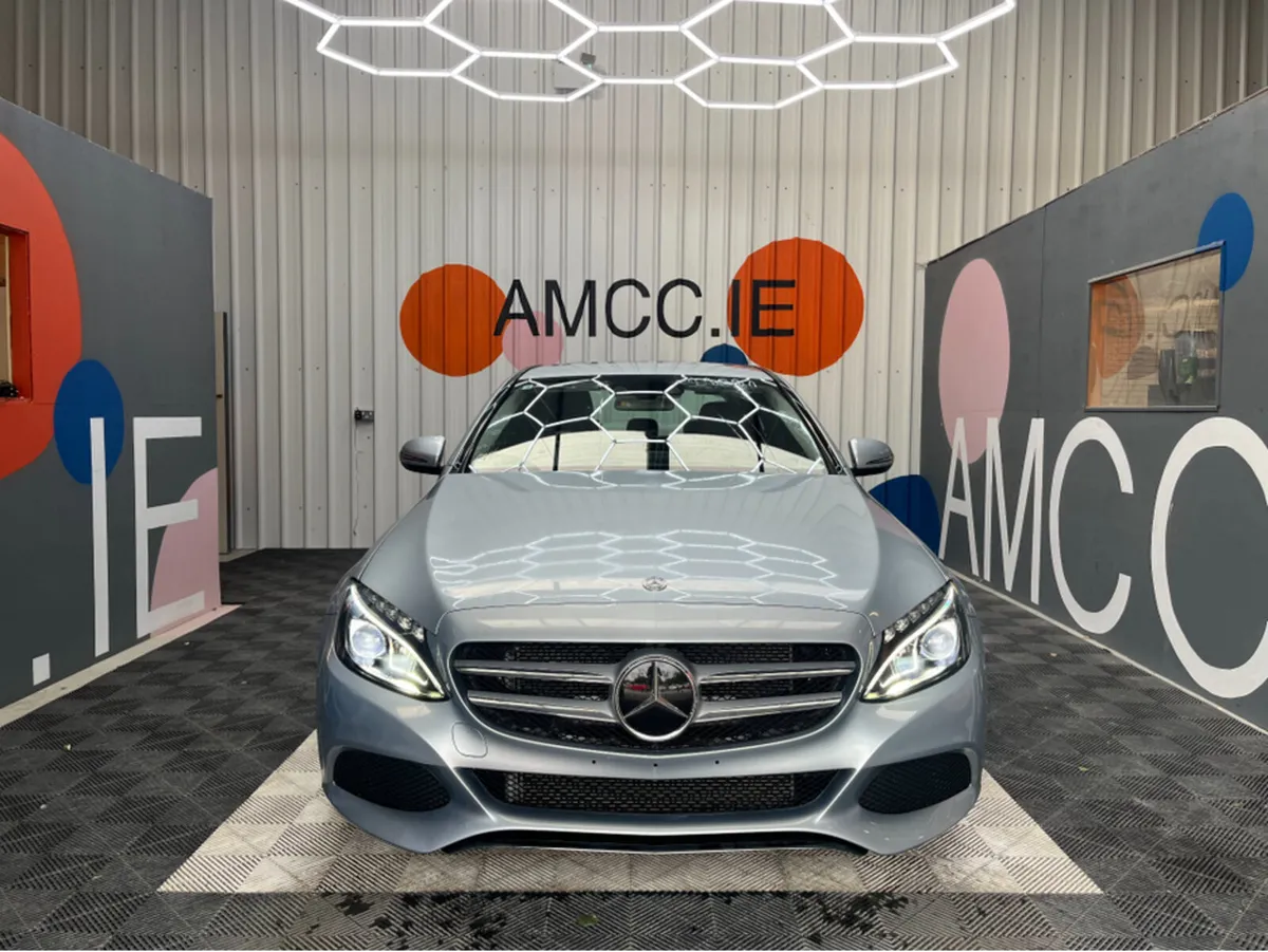 Mercedes-Benz C-Class C180 / 26k KMs / REVERSE CAM - Image 2