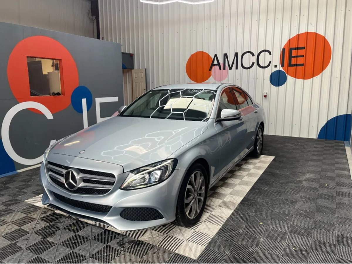 Mercedes-Benz C-Class C180 / 26k KMs / REVERSE CAM - Image 3
