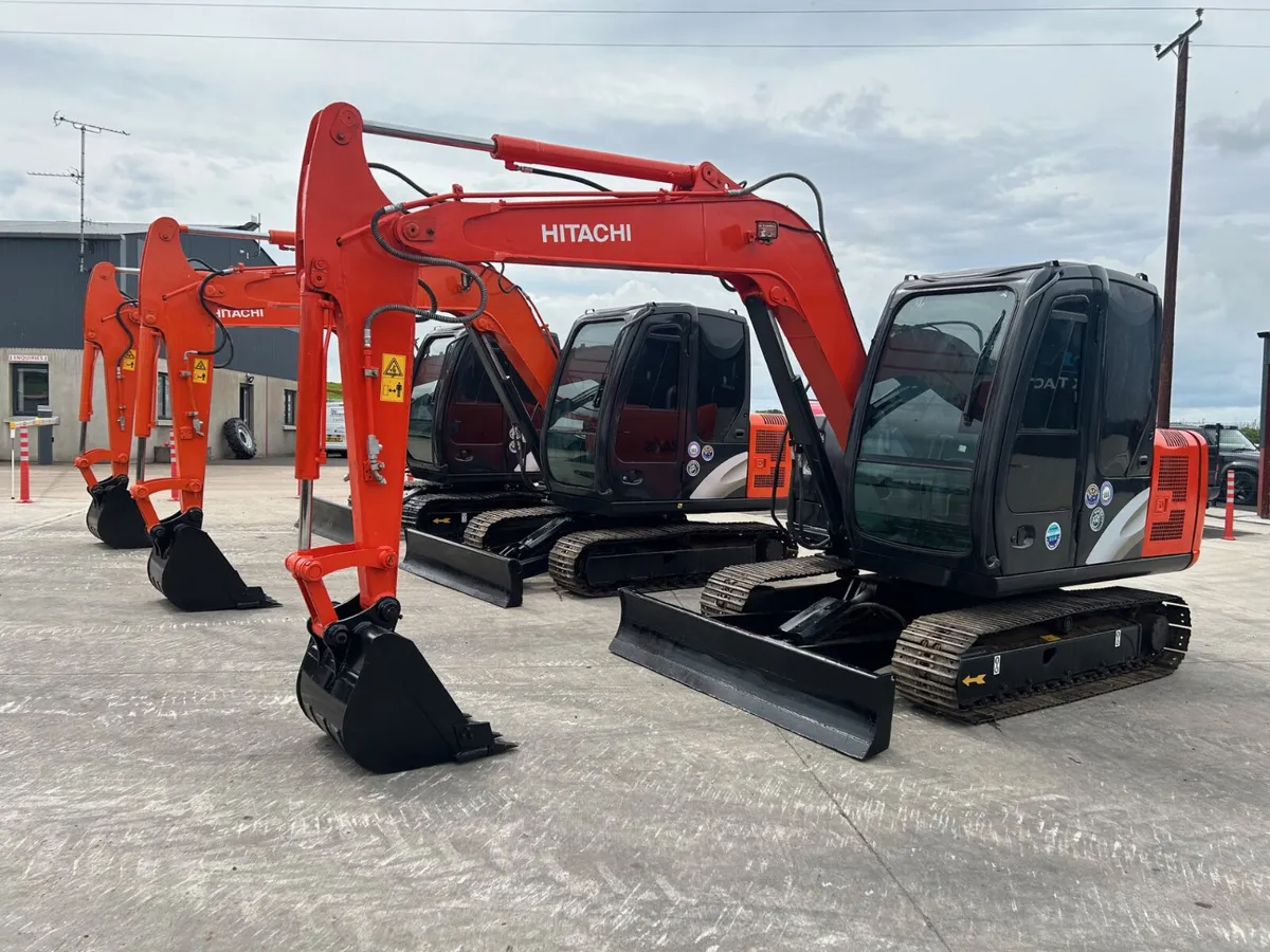 x3 Hitachi Zaxis 60 - Image 3