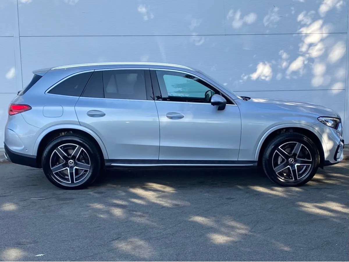 Mercedes-Benz GLC GLC300DE AMG LINE 4MATIC 5DR - Image 4