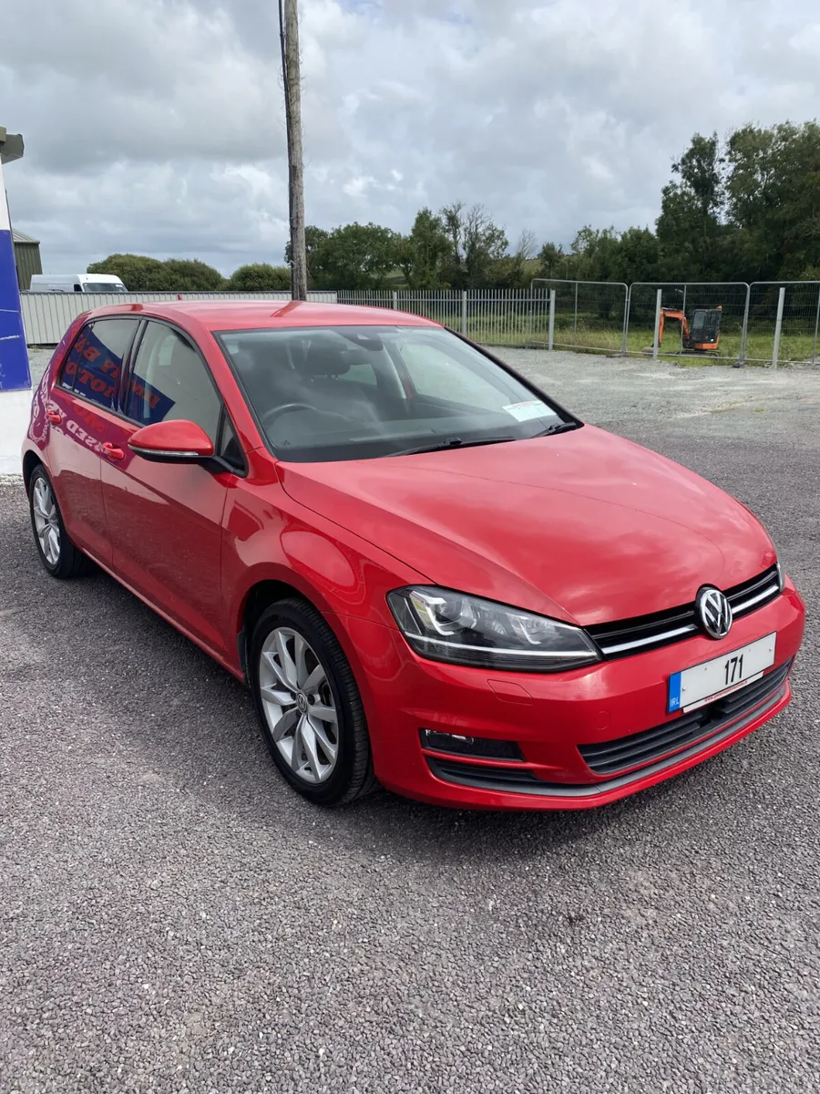 Volkswagen Golf TSI Trendline BlueMotion Technolog - Image 2