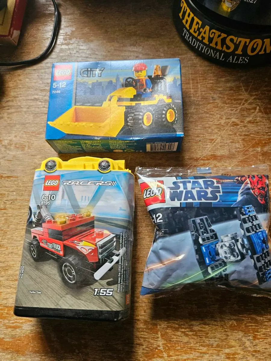 Lego Star City Losder and Racer - Image 1