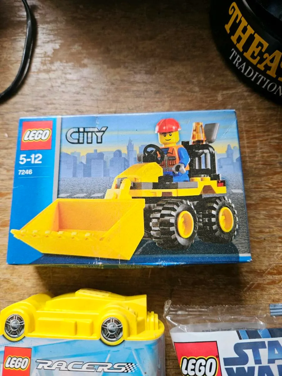 Lego Star City Losder and Racer - Image 2