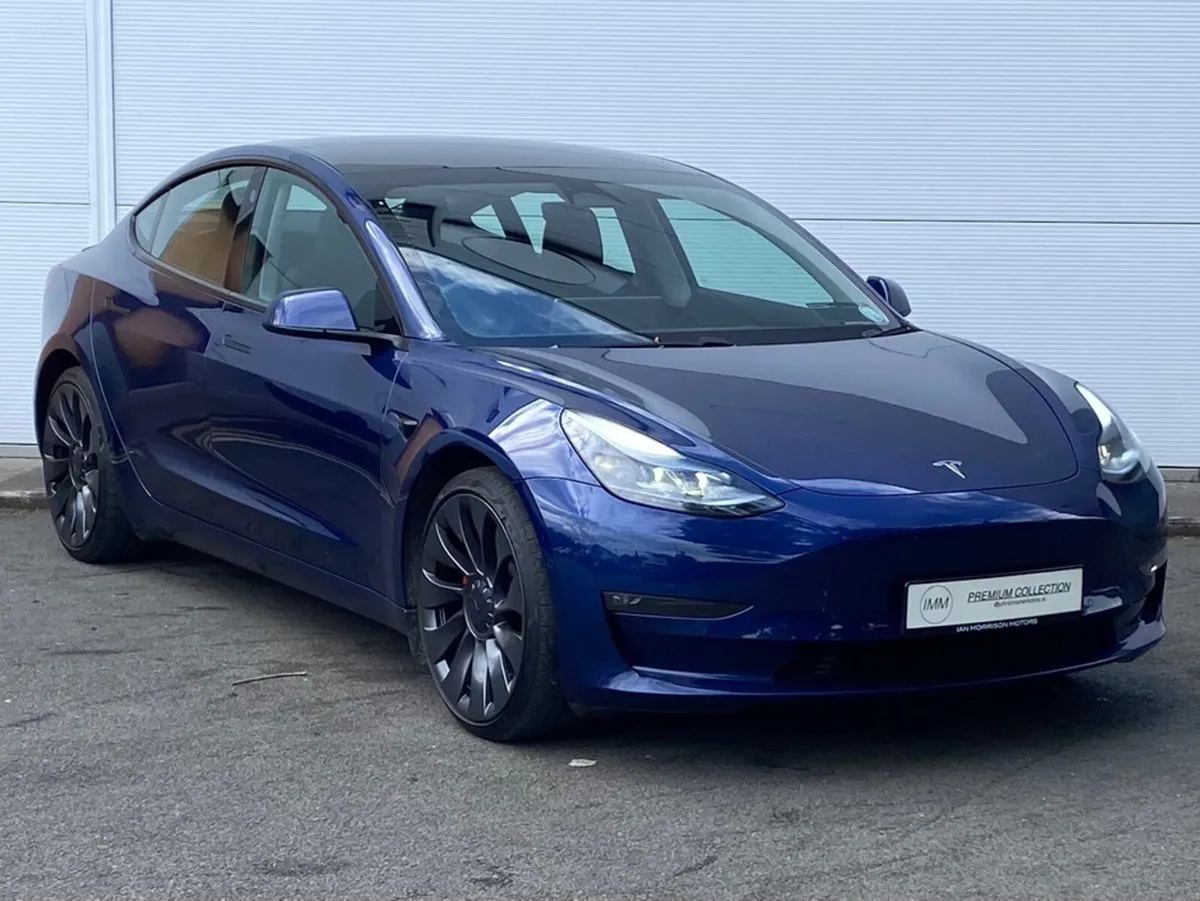 Tesla Model 3 PERFORMANCE AWD 4DR AUTO - Image 1