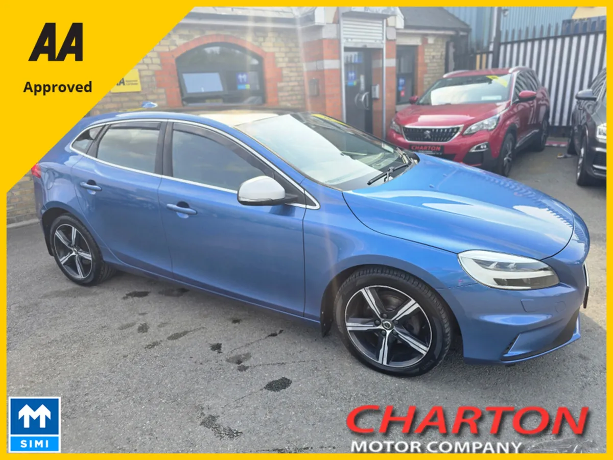 Volvo V40 2.0 D2 R-DESIGN 120BHP""PAN ROOF"" - Image 3