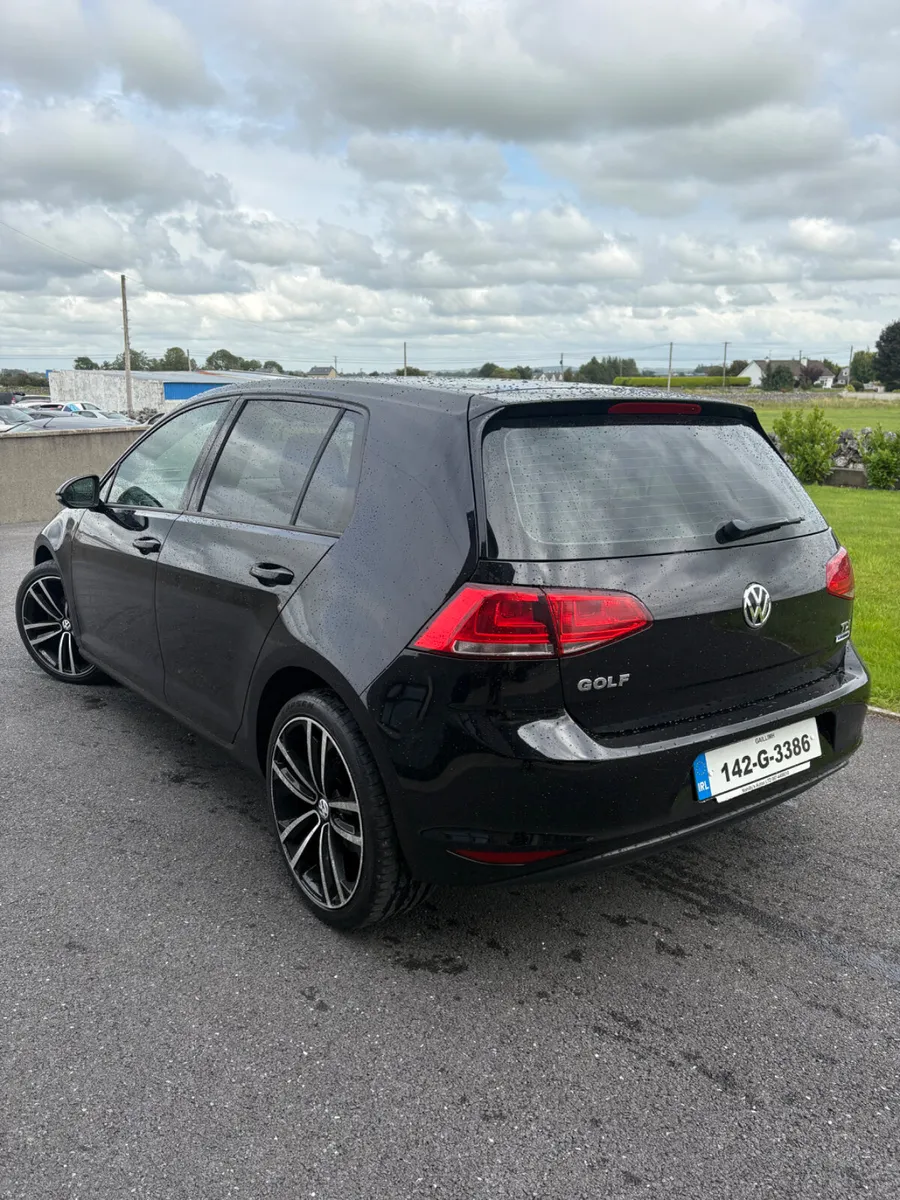 Volkswagen Golf 2014 - Image 3