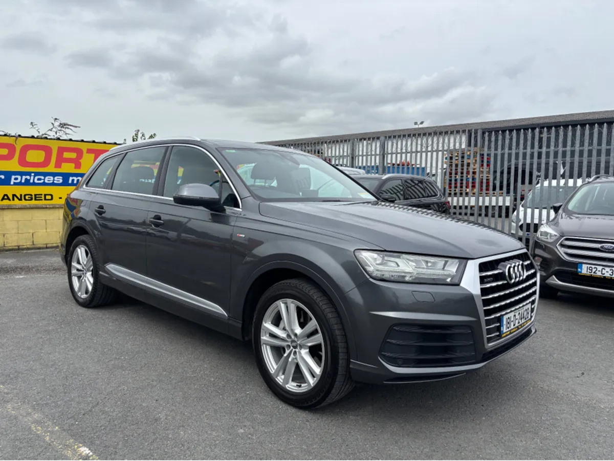 Audi Q7 3.0 TDI 218 Q TIP S LINE 4DR AUTO 7 Seater - Image 1