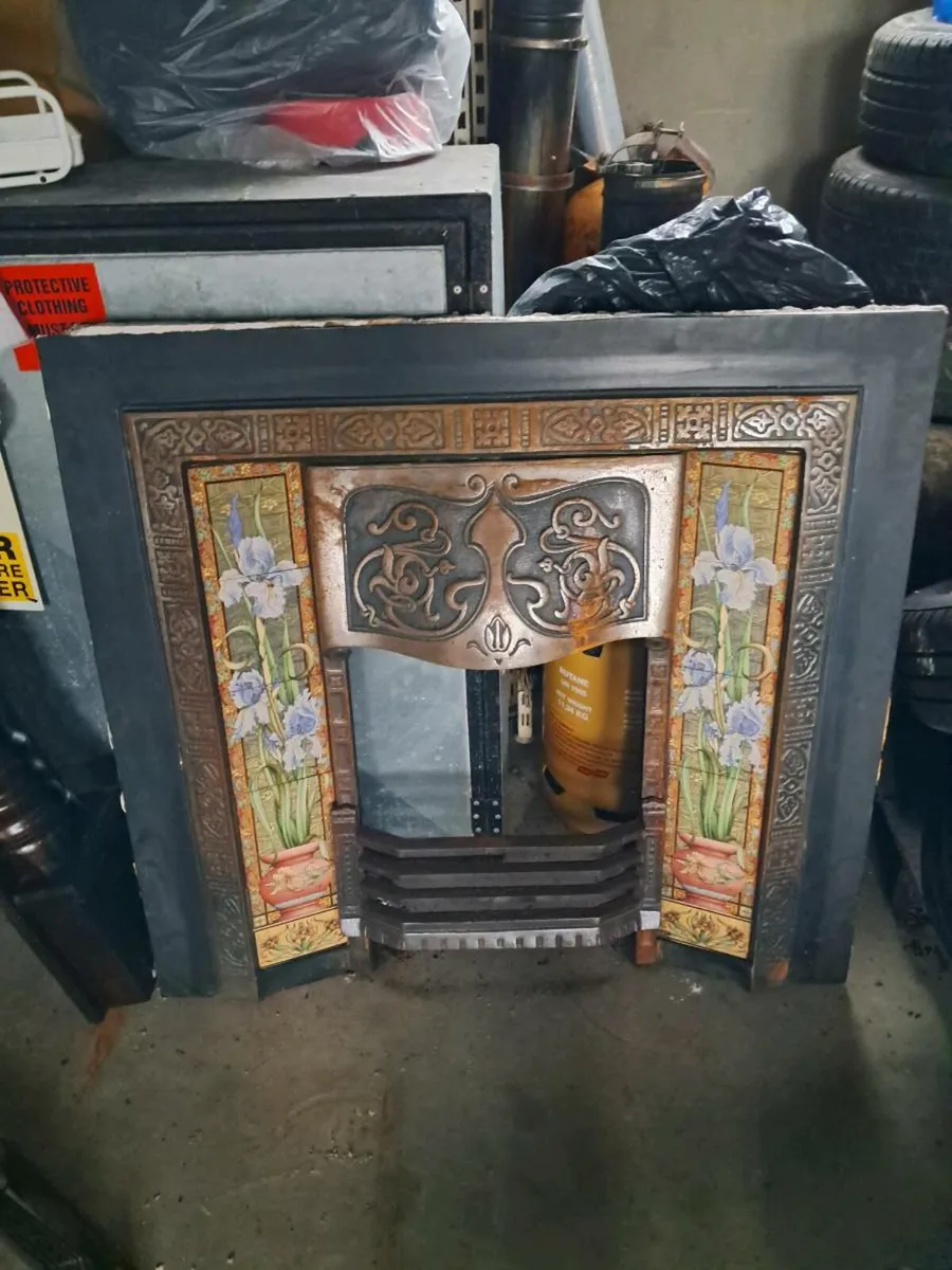 Fireplace & Mantle - Image 1