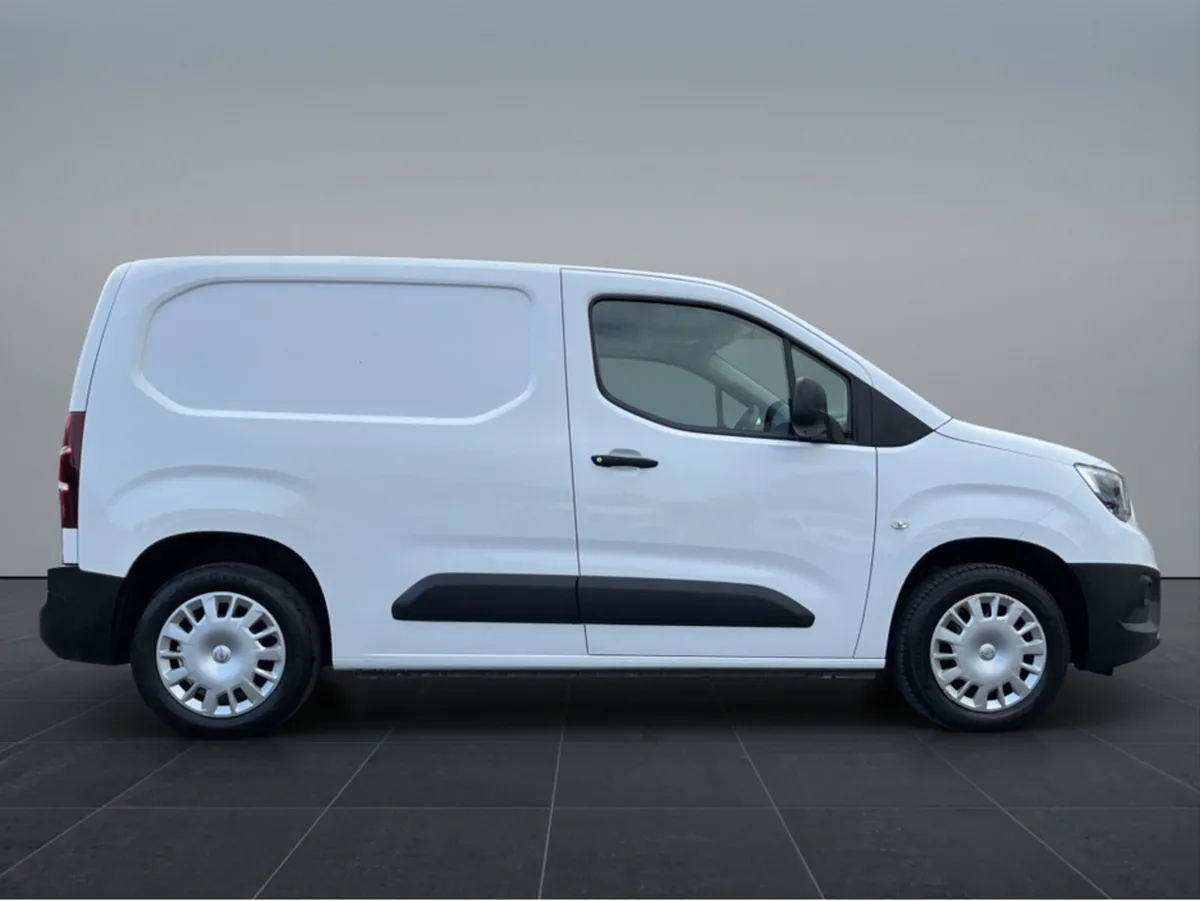 Opel Combo Edition 2000 L1H1 1.5(100PS)D - Image 3