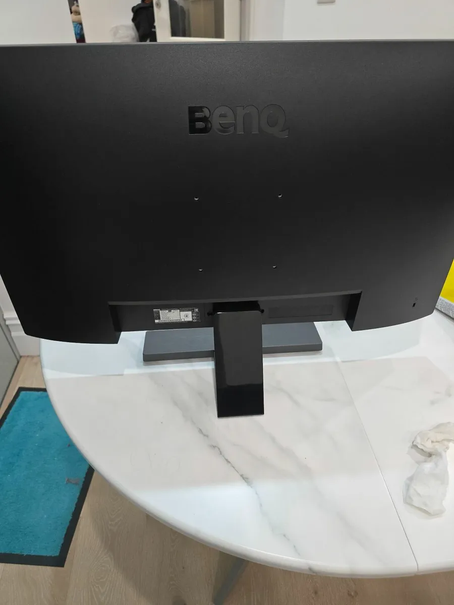 BenQ EL2870U 4K HDR Monitor – 28 - Great Condition - Image 3