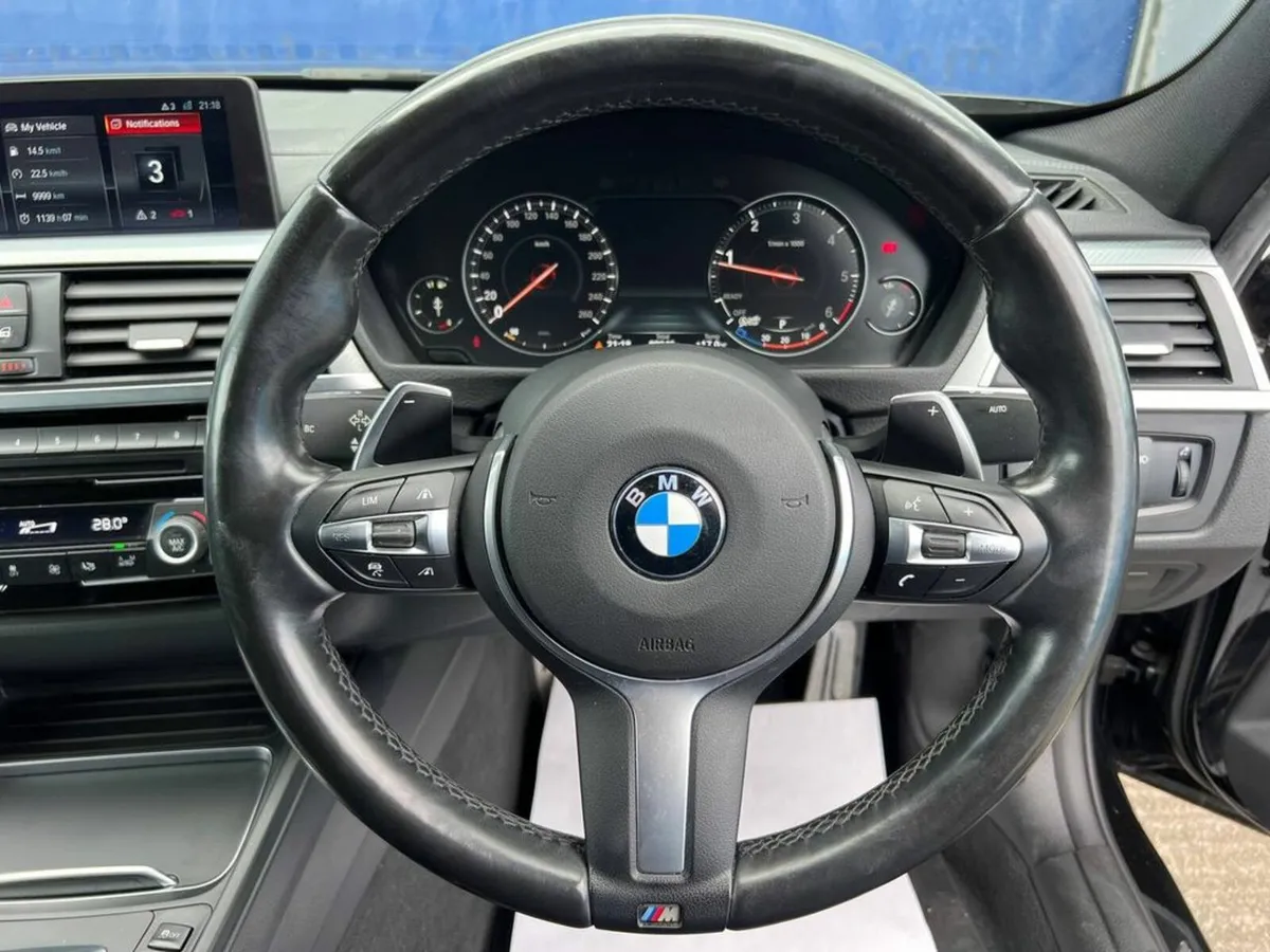 BMW 3-Series 320d M-SPORT COMPETITION // SHADOW ED - Image 4