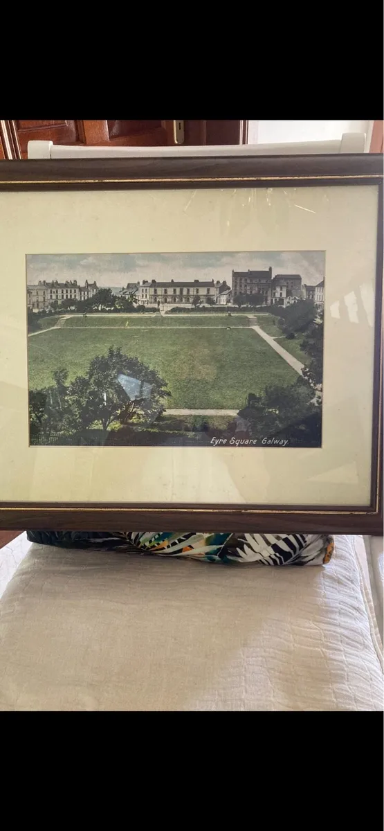 Framed Pictures - Image 1