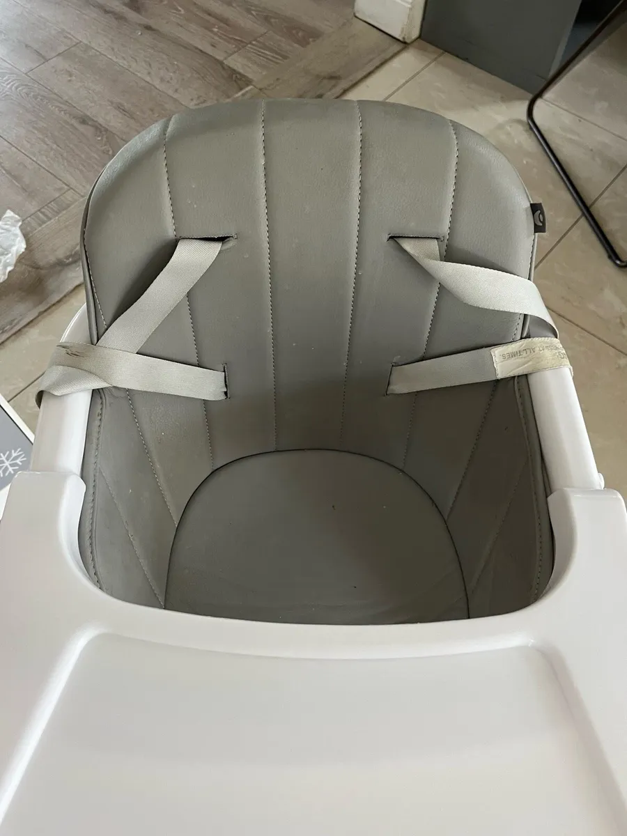 Child’s high chair - Image 2