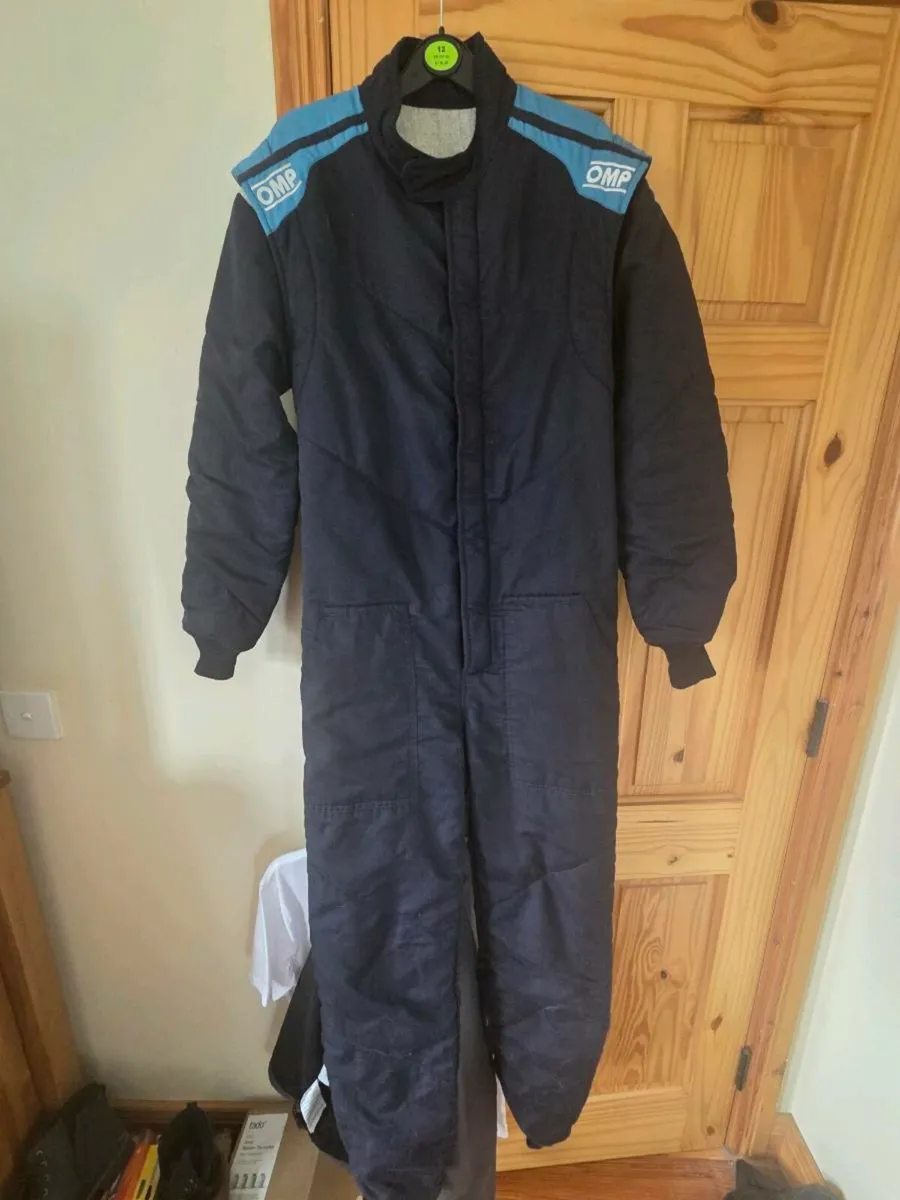 Rally gear - Image 1