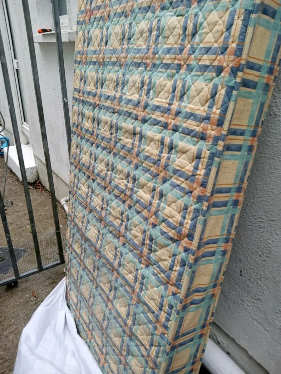 Free single mattress - Image 1