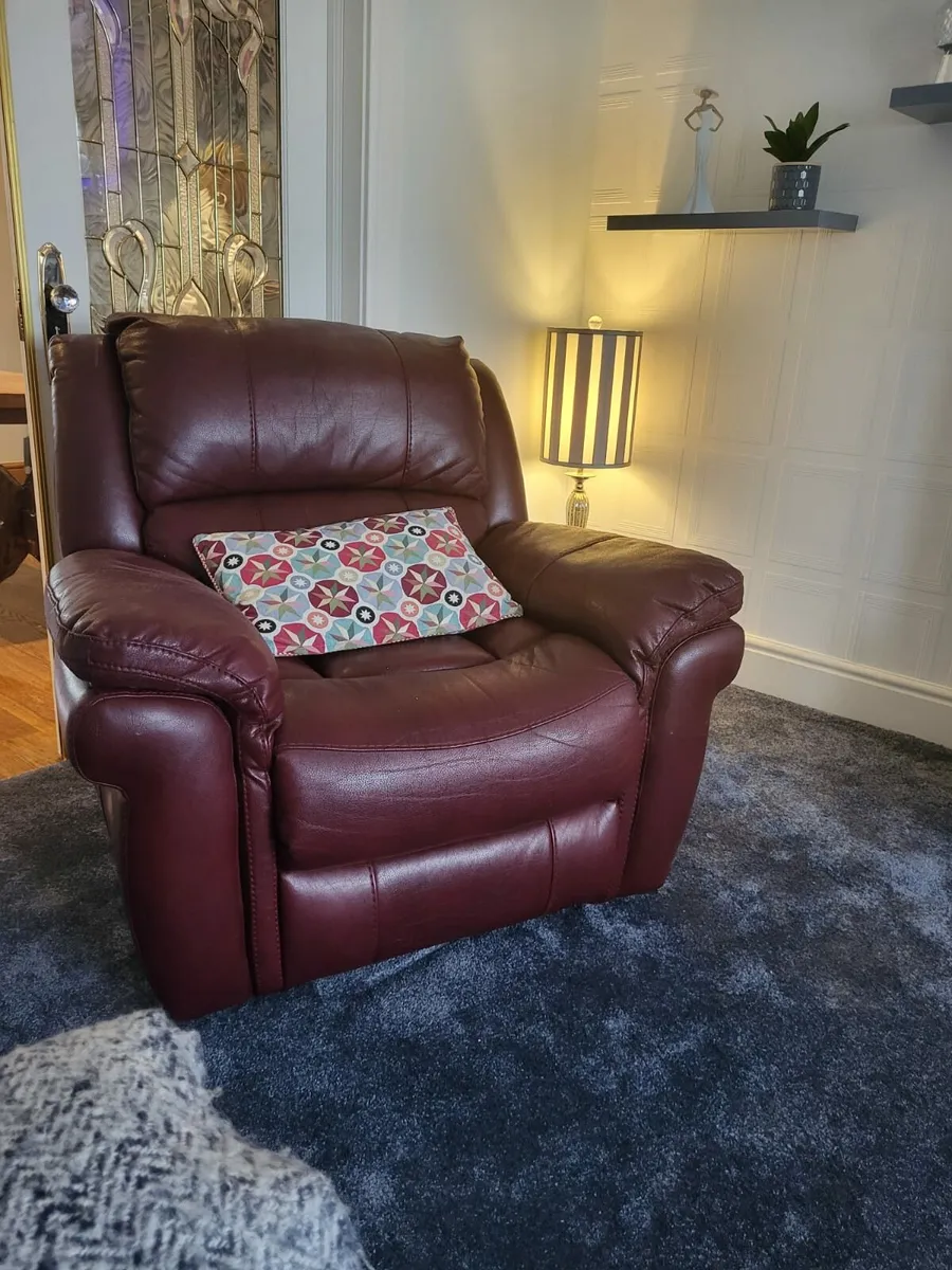Armchairs - Image 1