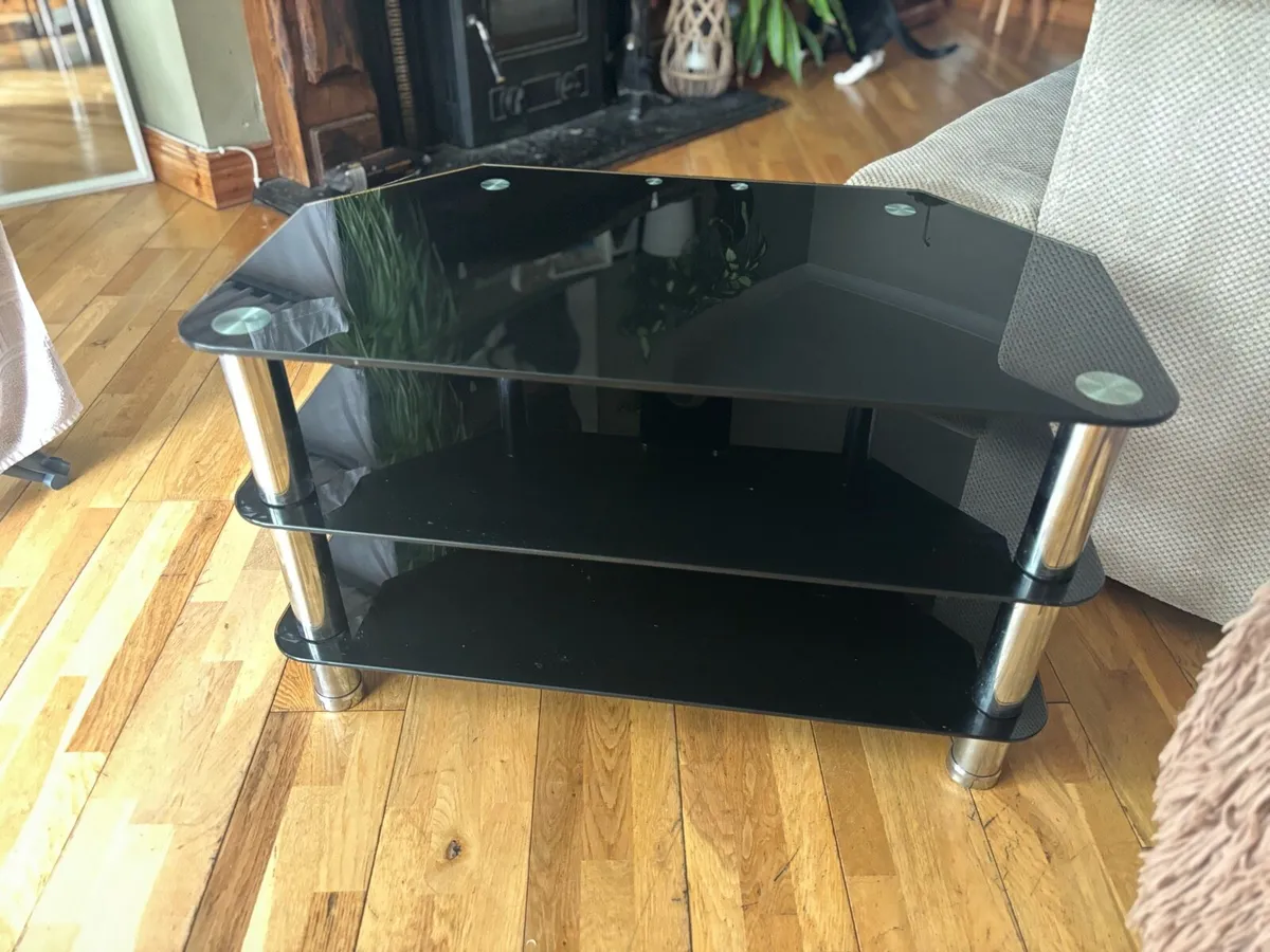 Tv stand - Image 1
