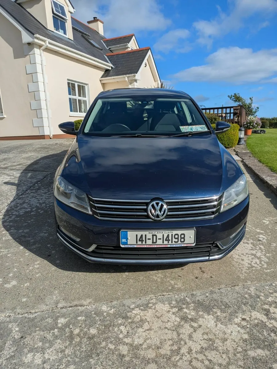 Volkswagen Passat 2014 - Image 1