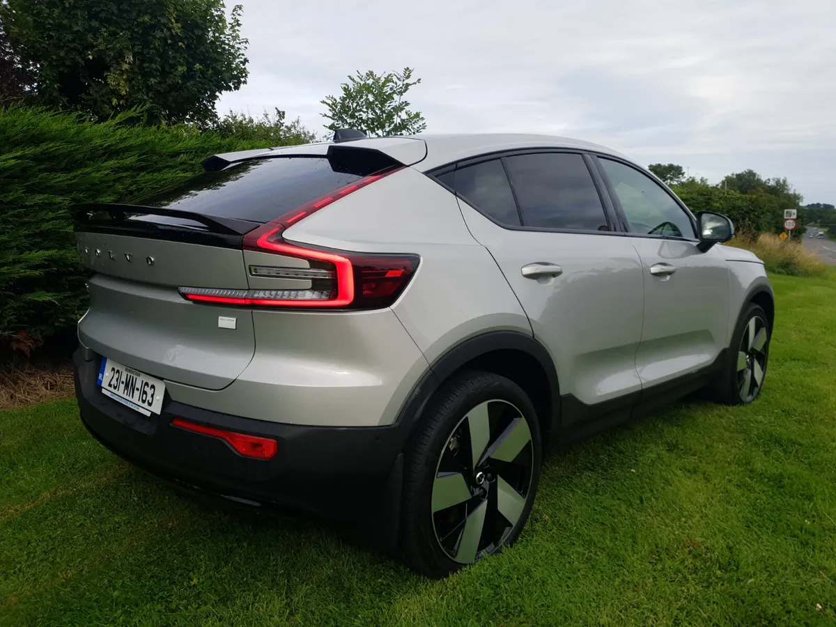 Volvo C40 2023 - Image 3