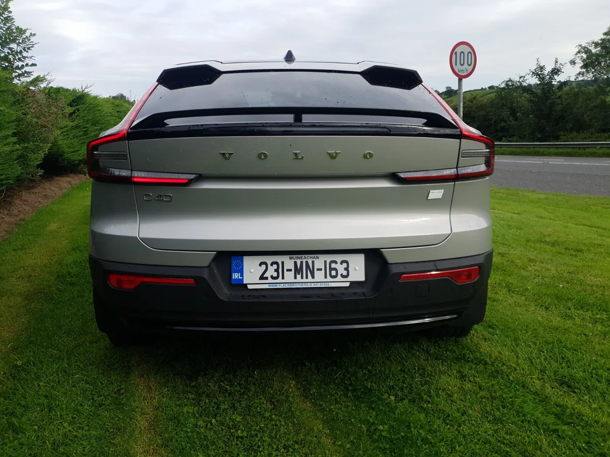 Volvo C40 2023 - Image 4