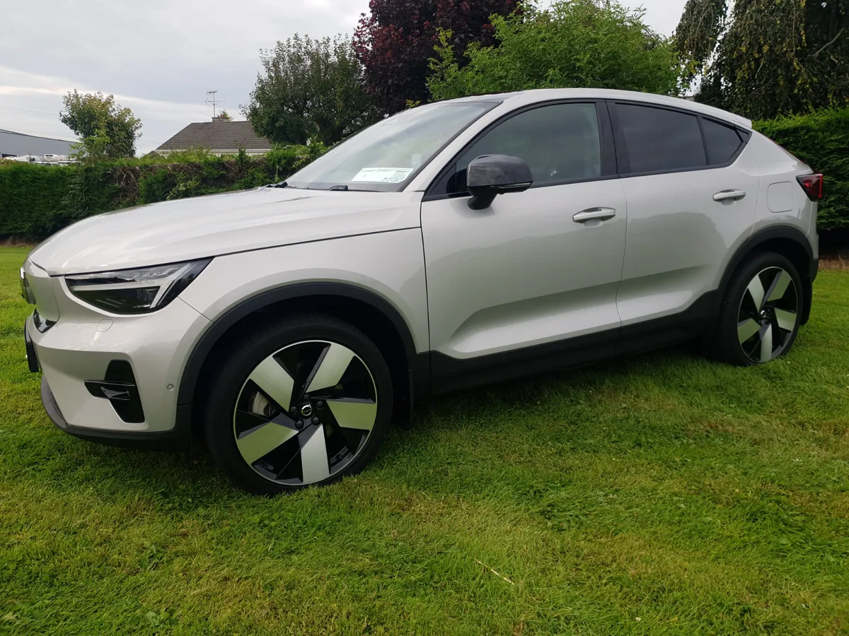 Volvo C40 2023 - Image 2