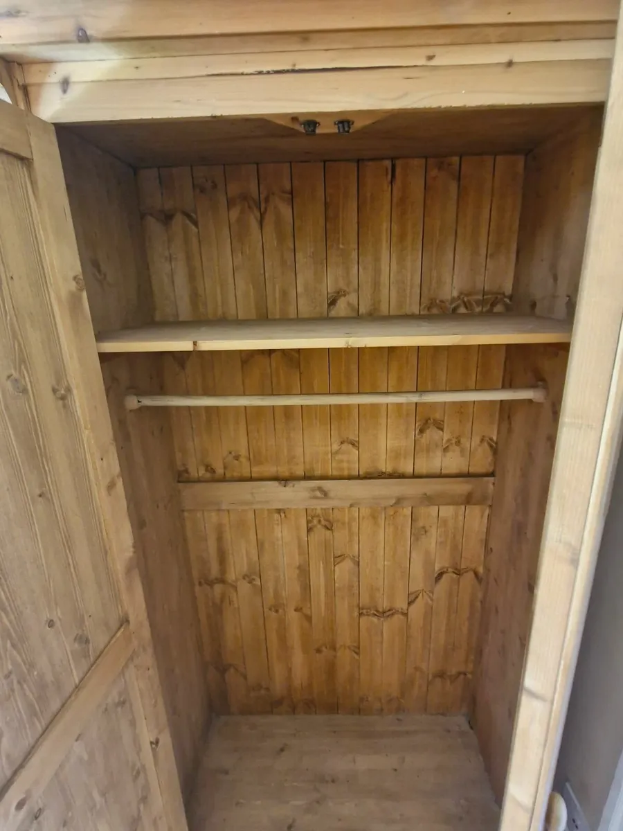 Wardrobes & Drawers - Image 4