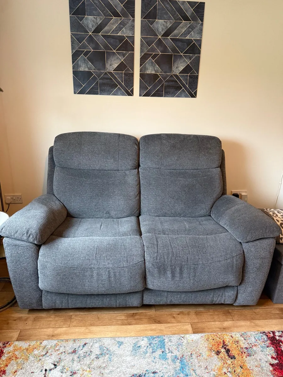 Couch - Image 2
