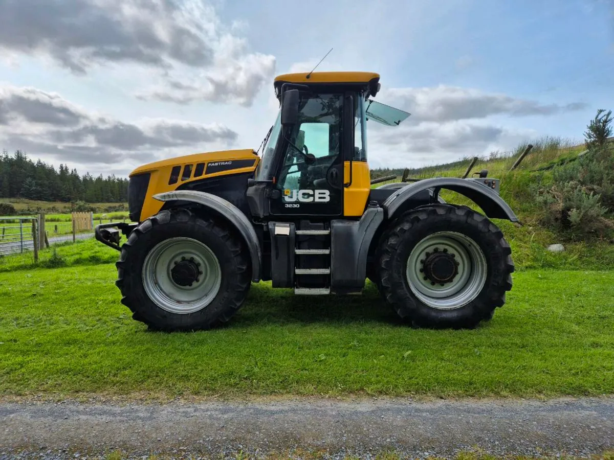 Jcb fastrac 3230 - Image 3