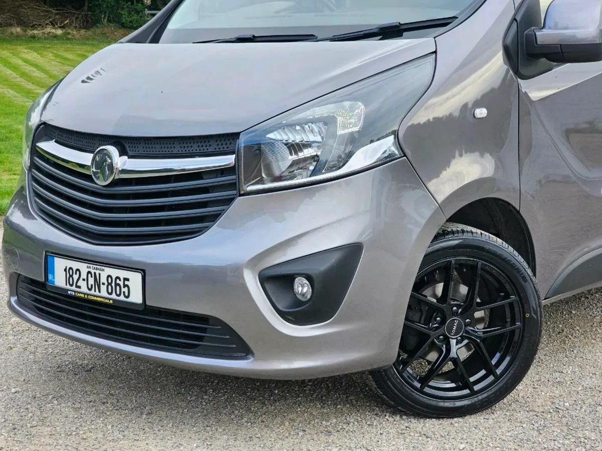2018 Vauxhall Vivaro Sport - Image 3