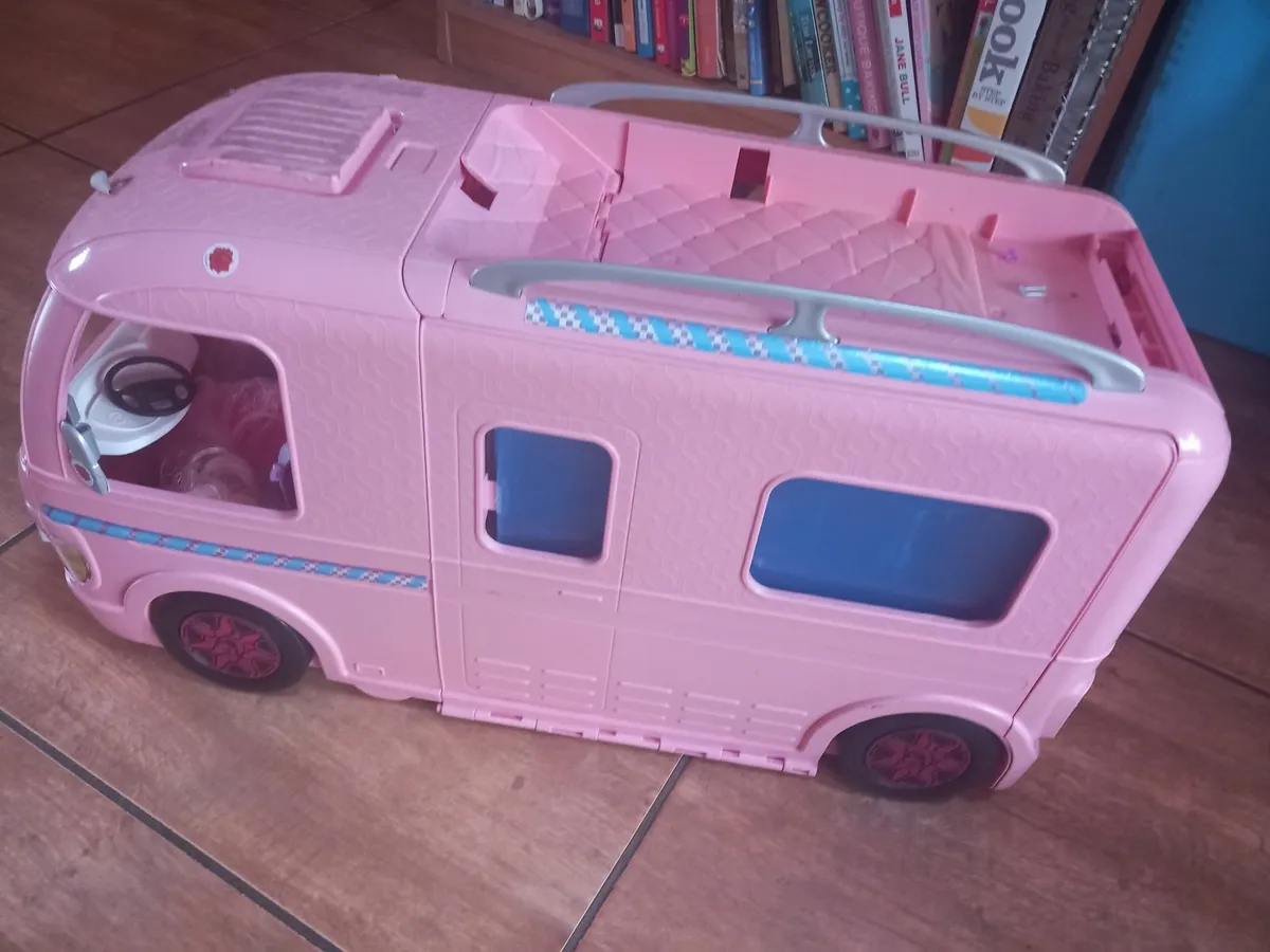 Barbie Camper van. - Image 3