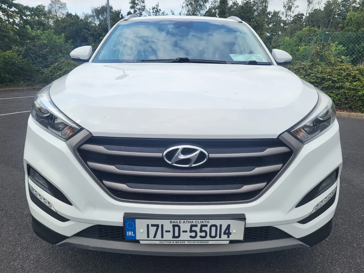 2017 HYUNDAI TUCSON 1.7D SE NAV UPGRADE ALLOYS - Image 2