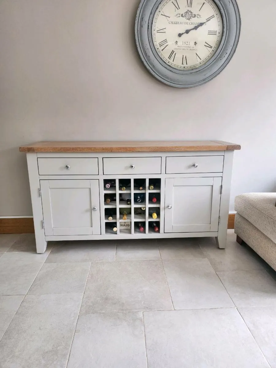 Sideboard - Image 3