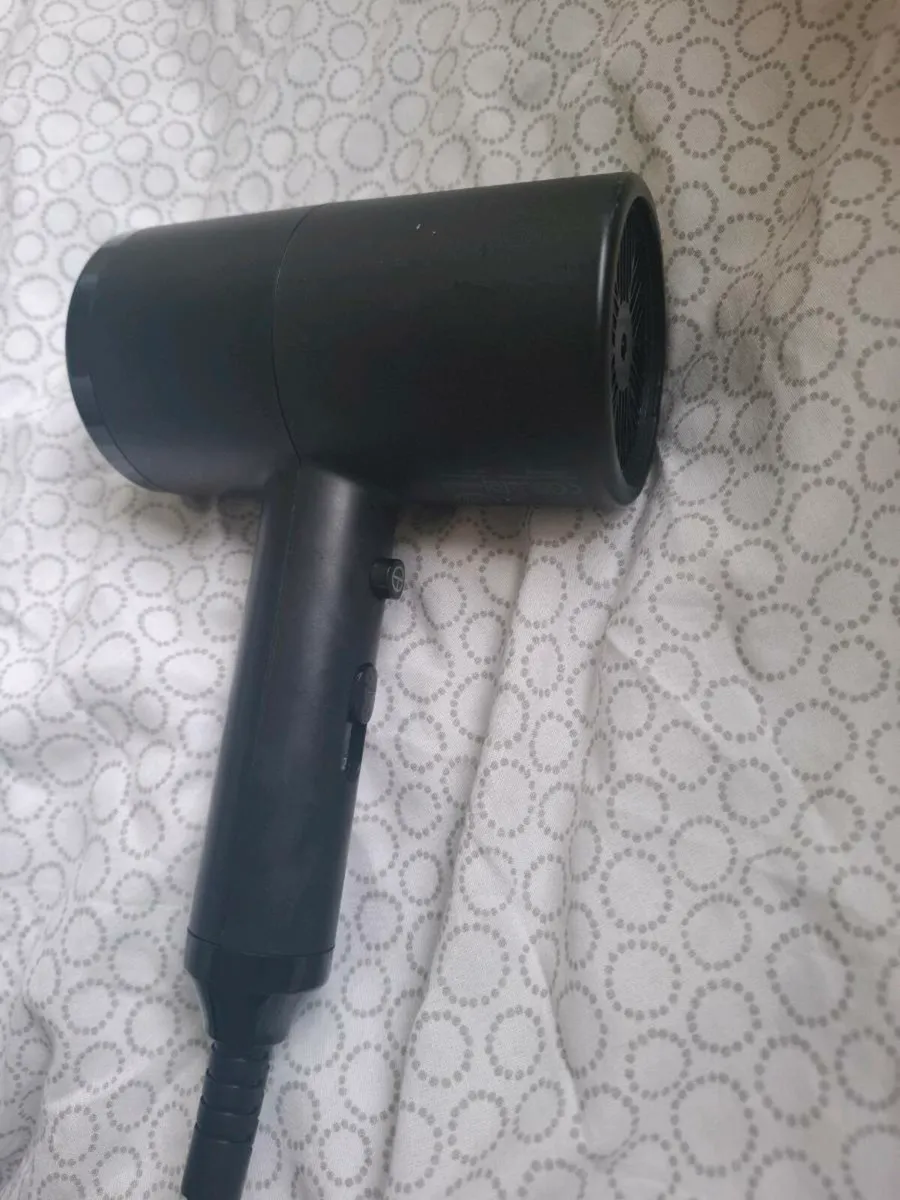 Hairdryer